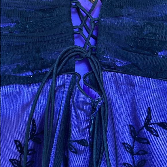 Prom dress - Picture 3 of 4